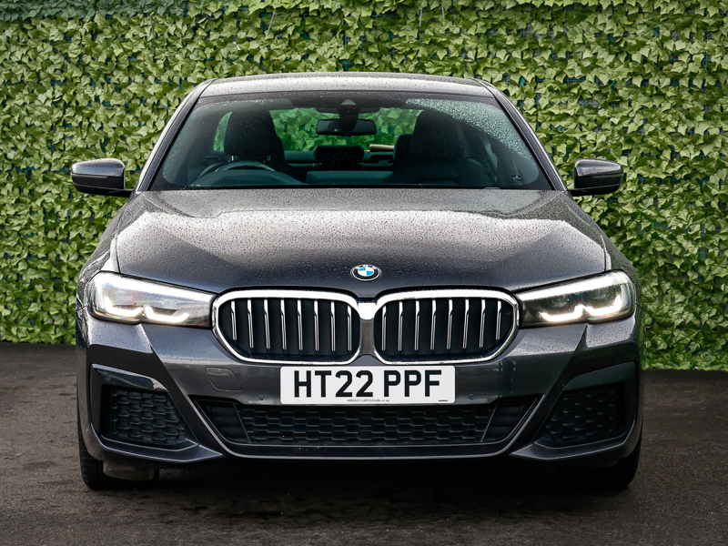BMW 5 Series Blue #16