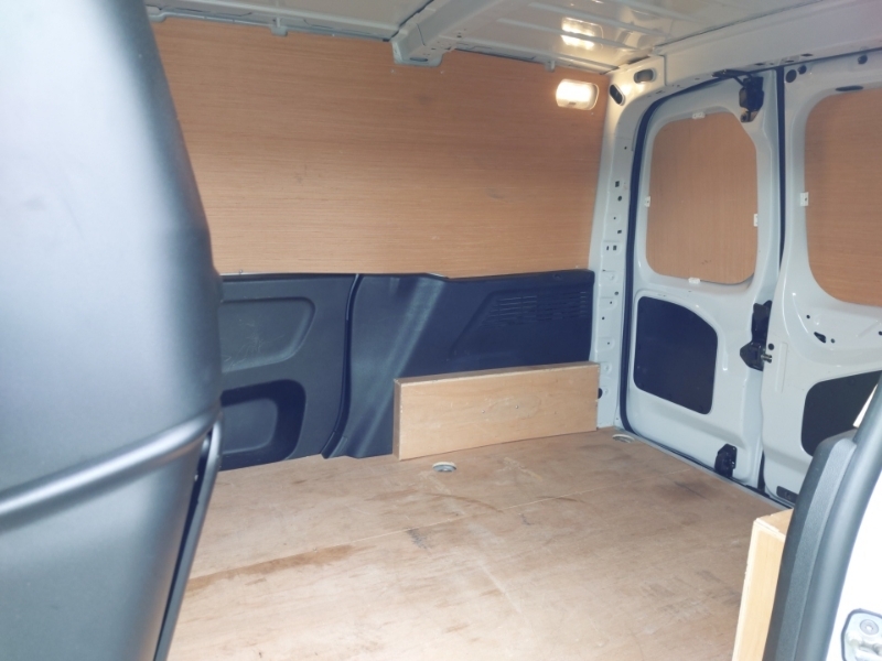 Citroen Berlingo 1.5 Bluehdi 650Kg Enterprise Ed 100Ps 6 Spd Ss White #6
