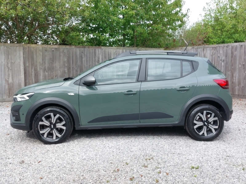 Dacia Sandero Stepway 1.0 Tce Journey Green #4