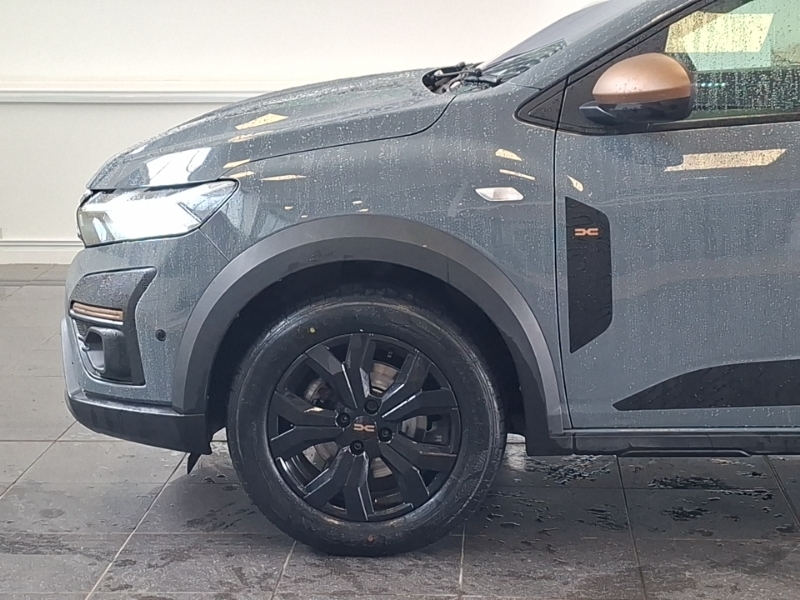 Dacia Jogger 1.6 Hev Expression 2024 Green #18