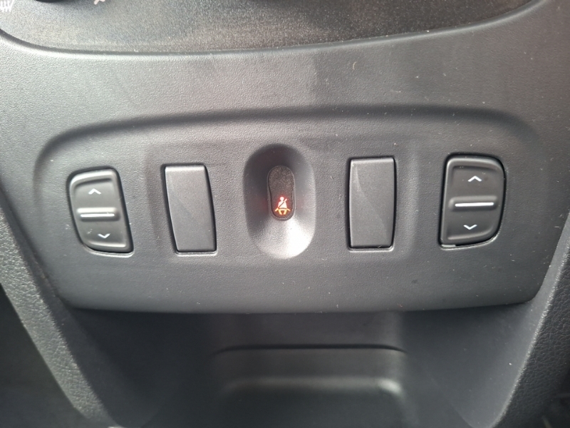 Dacia Sandero Stepway Hatchback Blue #14