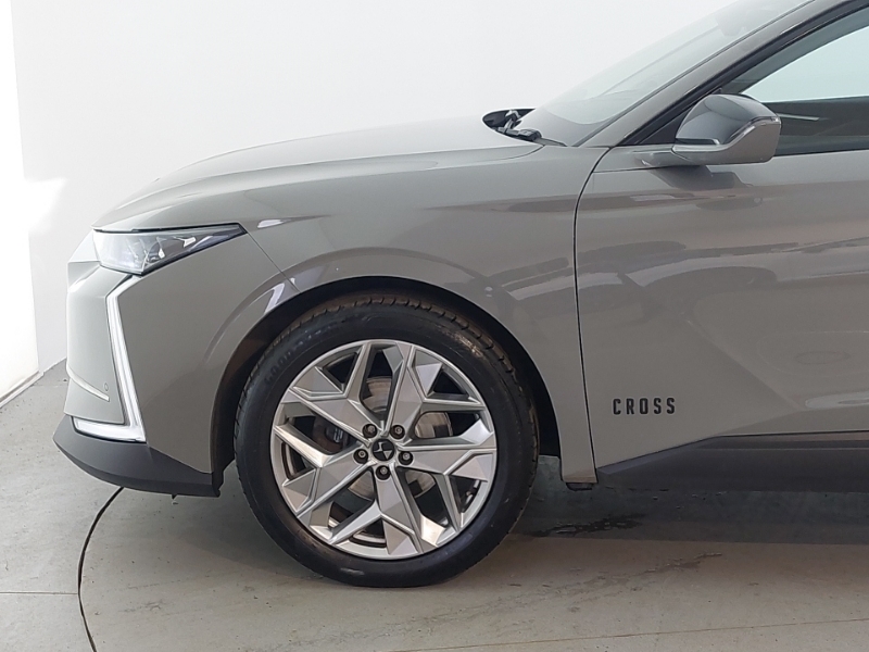 DS DS 4 1.2 Puretech Performance Line Hatchback Petr #19