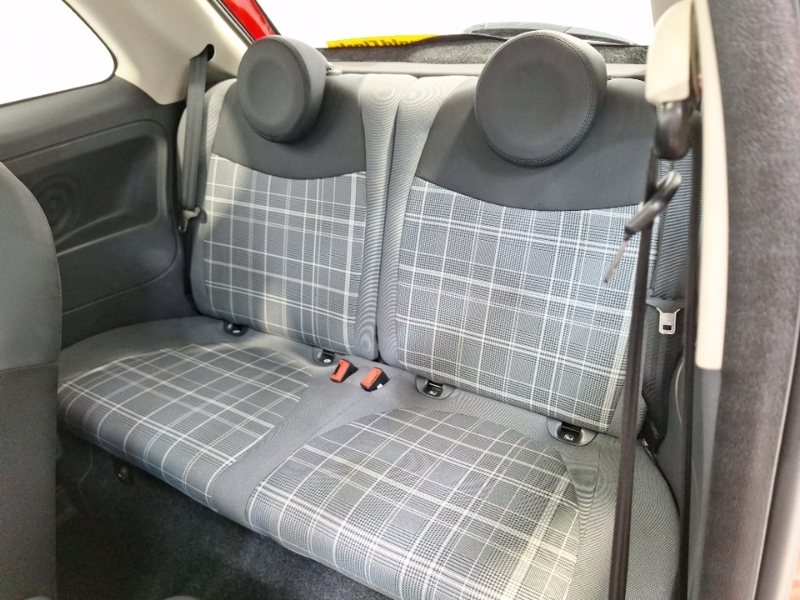 Fiat 500 1.2 Lounge Red #6