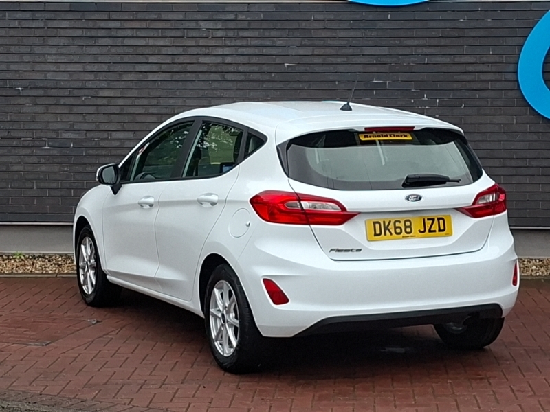 Ford Fiesta Active 1 White #2