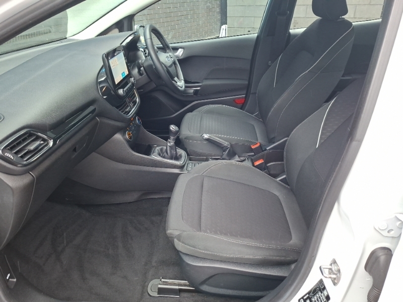 Ford Fiesta Active 1 White #5
