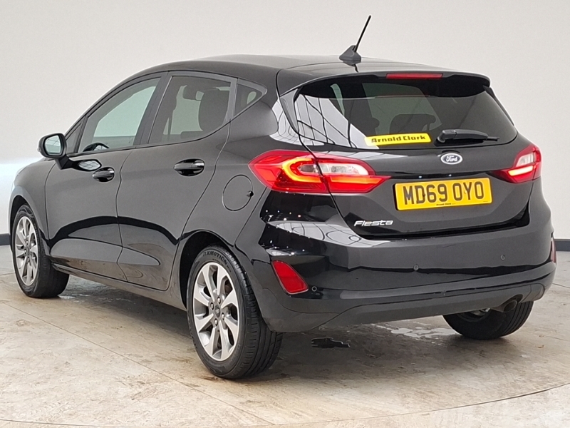 Ford Fiesta Active 1 Silver #2