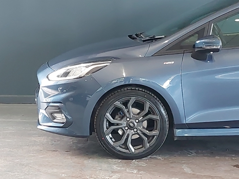 Ford Fiesta Hatchback Blue #19