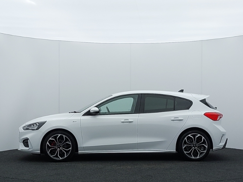 Ford Focus 1.0 Ecoboost Hybrid Mhev 155 St-line X Edition WP70DND White #4