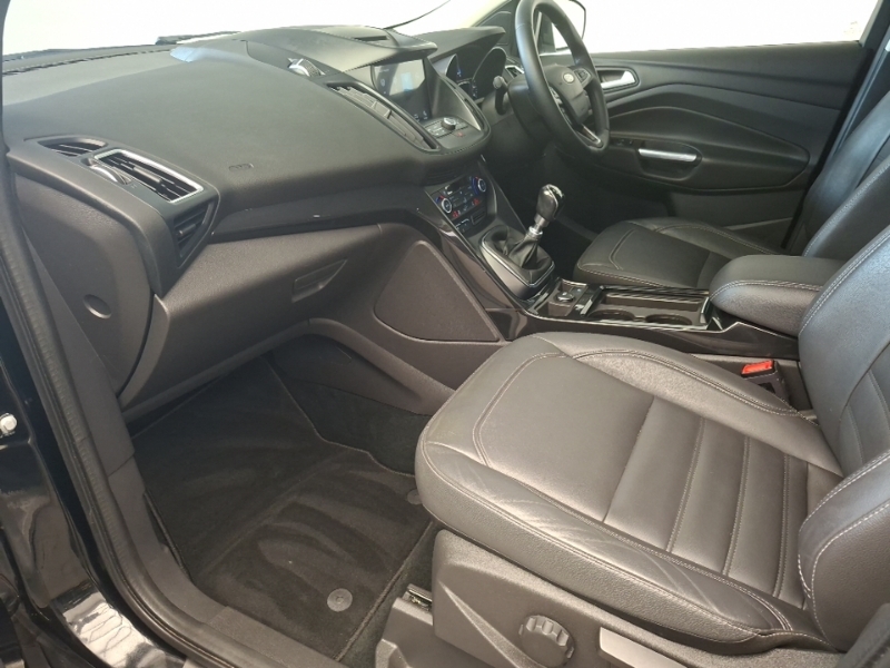 Ford Kuga 2.0 Tdci Titanium X Edition 2Wd Black #5