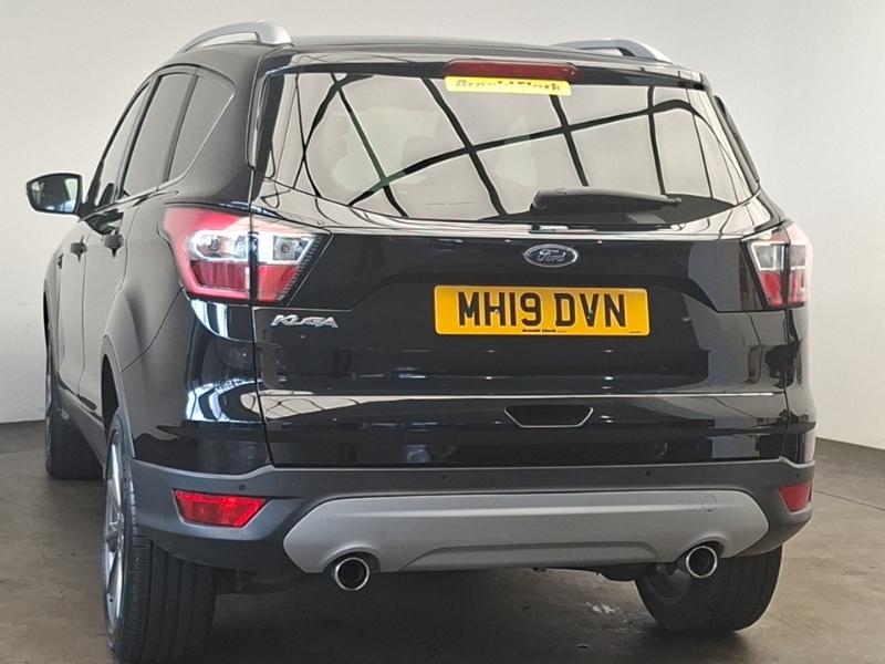 Ford Kuga 2.0 Tdci Titanium X Edition 2Wd Black #2