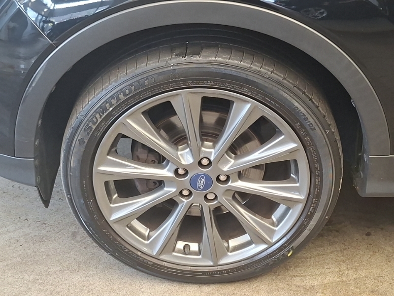 Ford Kuga Titanium Edition Silver #19