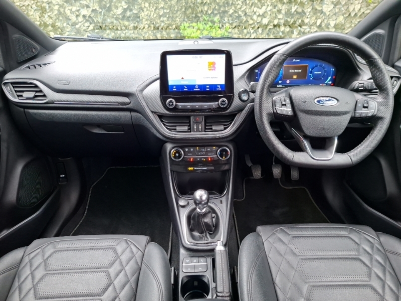 Ford Puma 1.0 Ecoboost Hybrid Mhev 155 St-line Vignale Silver #3