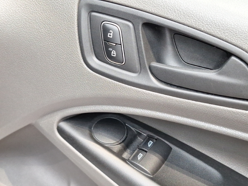 Ford Transit Connect Trend Silver #17