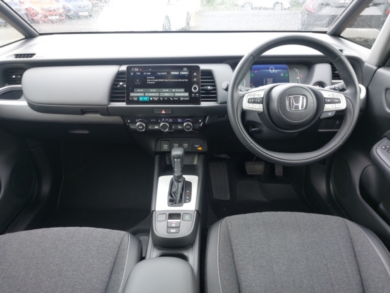 Honda Jazz 1.5 I-mmd Hybrid Advance Ecvt Black #3