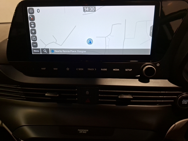 Hyundai Bayon Premium Red #9