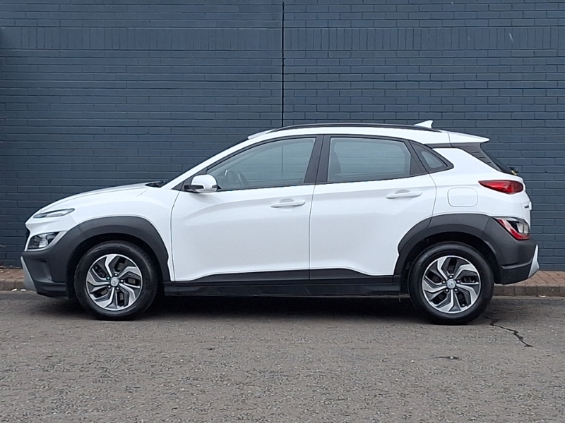 Hyundai Kona 1.6 Gdi Hybrid Se Connect Dct White #4