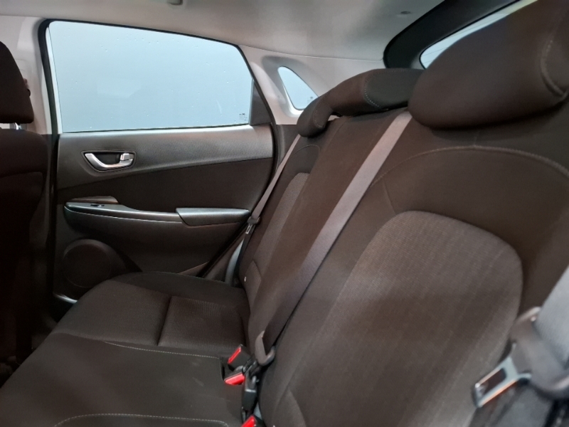 Hyundai Kona 1.6 Gdi Hybrid Se Connect Dct White #6