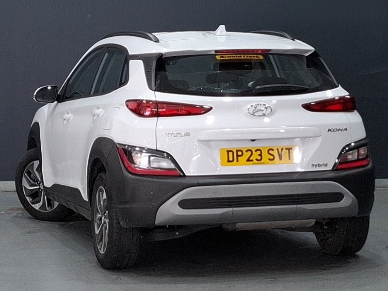 Hyundai Kona 1.6 Gdi Hybrid Se Connect Dct White #2