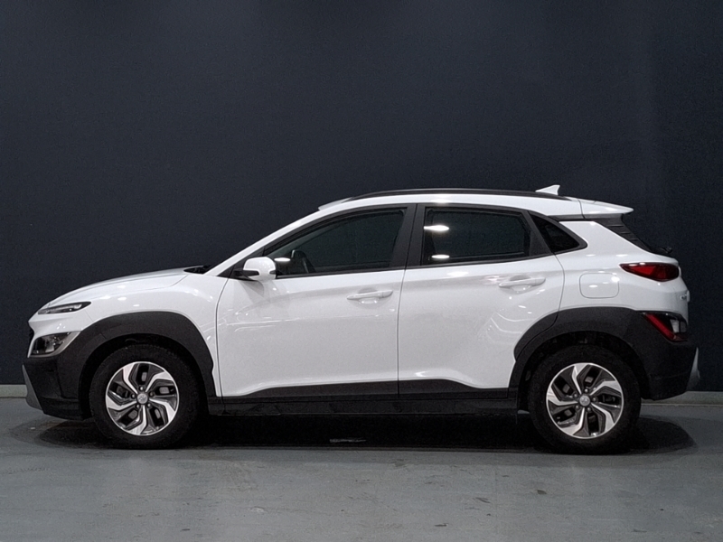 Hyundai Kona 1.6 Gdi Hybrid Se Connect Dct White #4