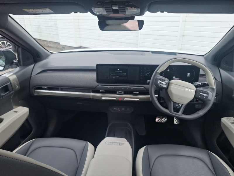 Kia EV3 150Kw Gt-line S 81.4Kwh White #3