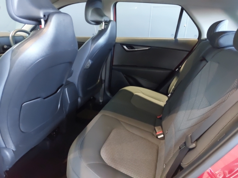 Kia Niro 1.6 Gdi Hybrid 2 Dct Red #6