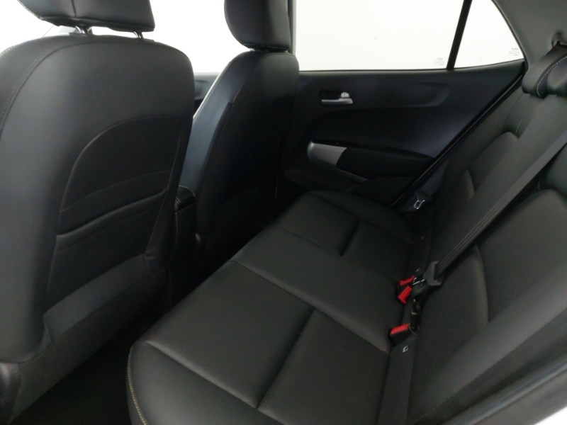 Kia Picanto 1.0 X-line S White #6