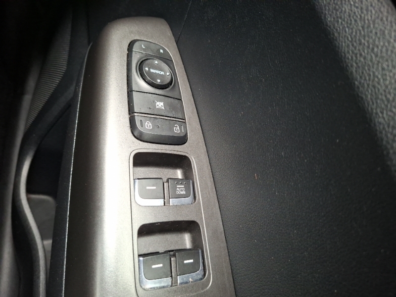 Kia Sportage Petrol Black #9