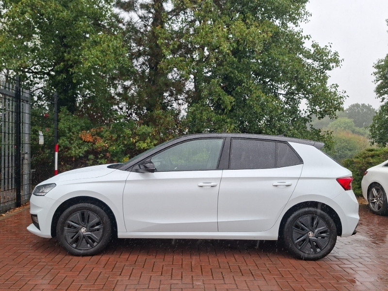 Skoda Fabia 1.0 Mpi 80 Colour Edition White #4