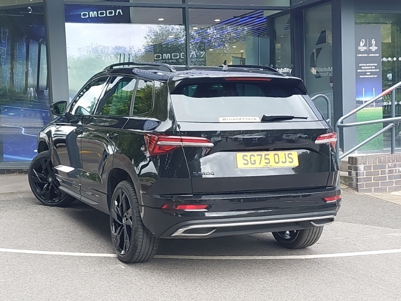Skoda Karoq 1.5 Tsi Sportline Edition Black #2