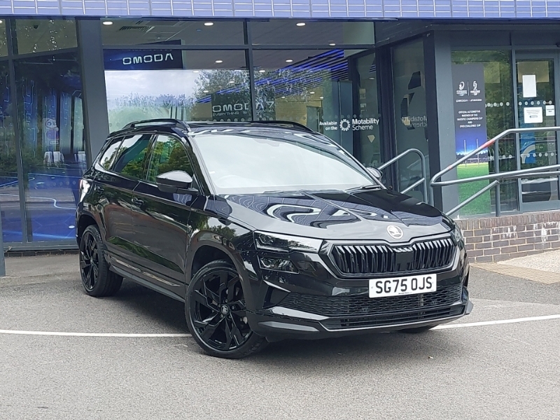 Skoda Karoq 1.5 Tsi Sportline Edition Black