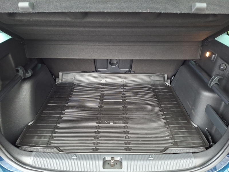 Skoda Yeti Hatchback #18