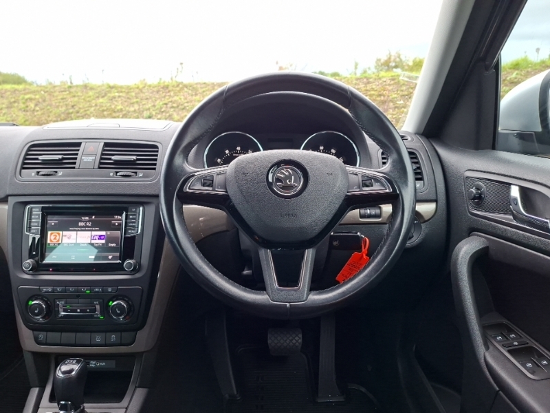 Skoda Yeti Hatchback #8