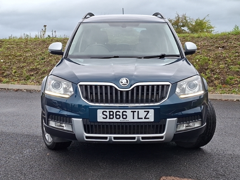 Skoda Yeti Hatchback #14