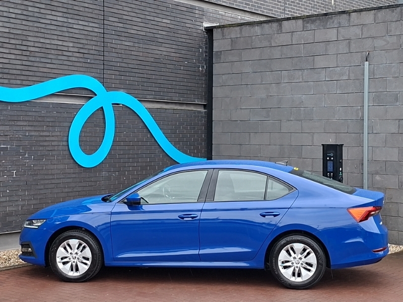 Skoda Octavia 2.0 Tdi Se Technology Blue #4
