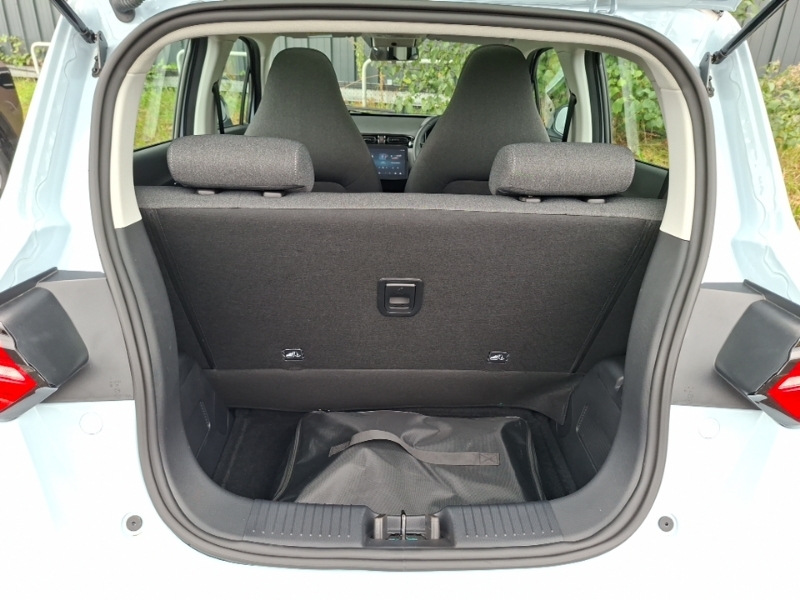 Leapmotor T03 Hatchback White #18