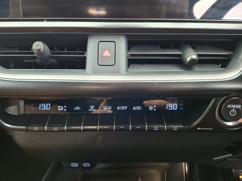 Lexus UX 300E Black #16