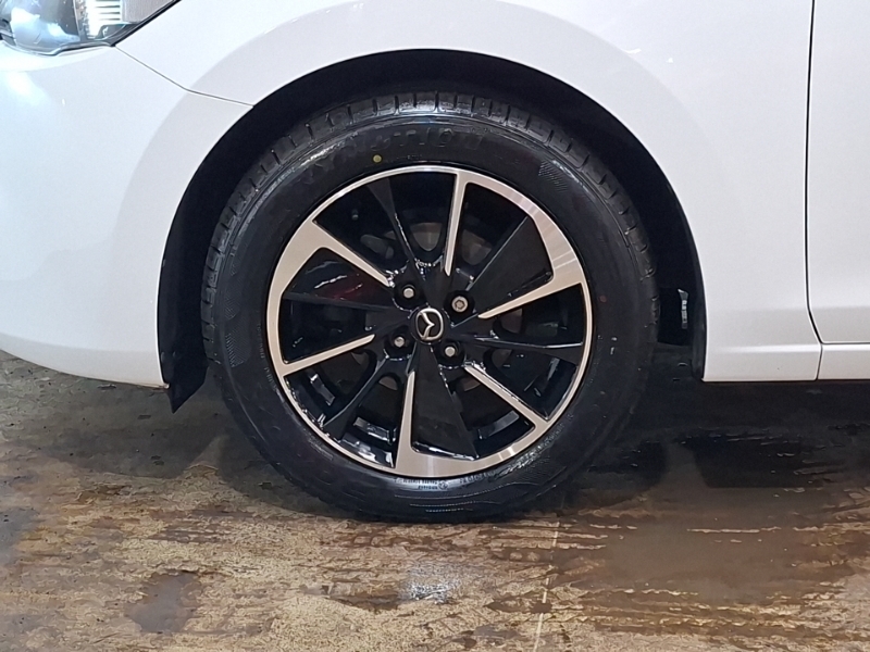 Mazda 2 Mazda 2 Hybrid Select Cvt White #19