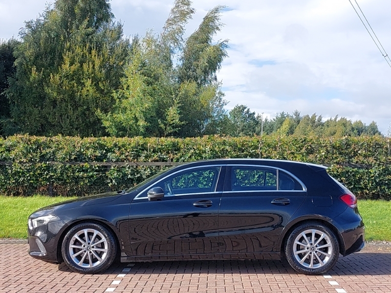 Mercedes-Benz A Class A180d Sport KL68URM Black #4