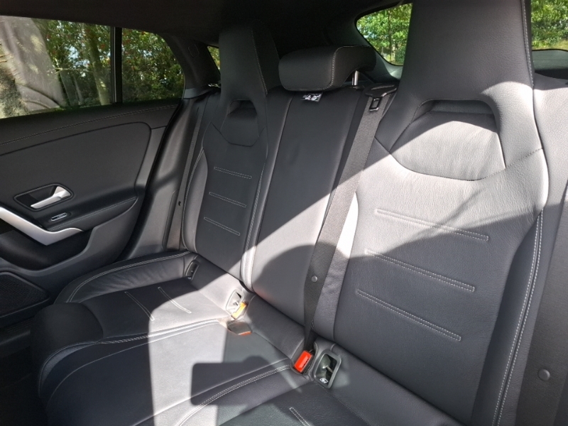 Mercedes-Benz CLA Class Cla 200 Amg Line Executive Tip White #6