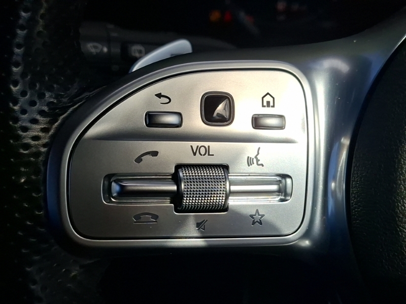 Mercedes-Benz B Class Hatchback Silver #12