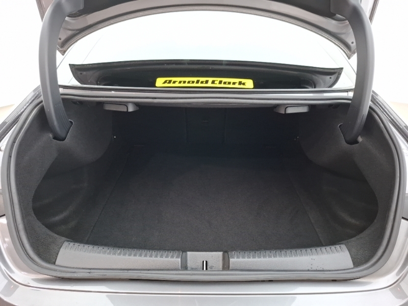 Mercedes-Benz CLA Class Cla 250E Amg Line Premium Tip White #18