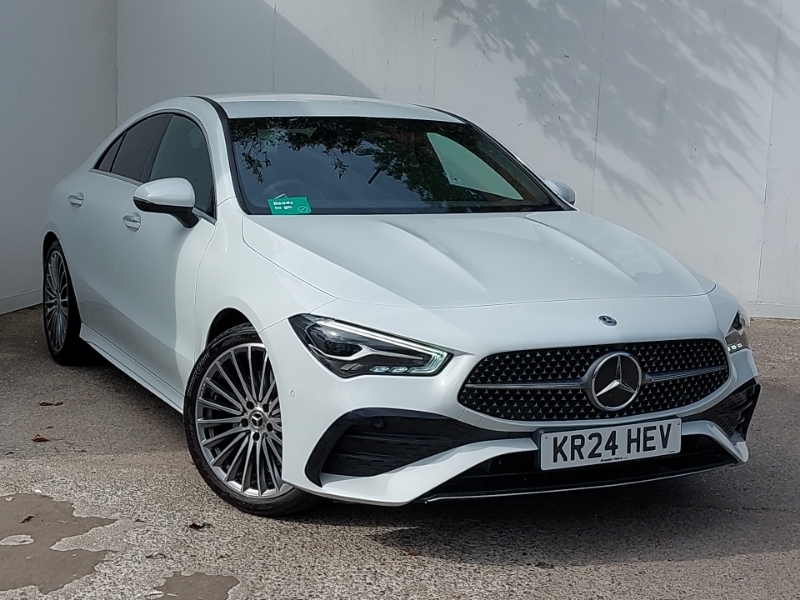 Mercedes-Benz CLA Class Cla 200 Amg Line Premium Tip White
