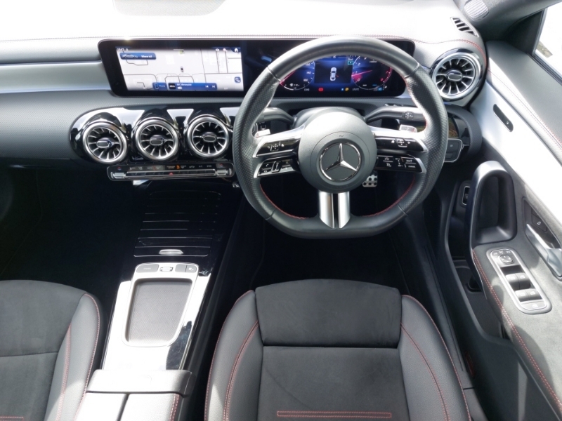 Mercedes-Benz CLA Class Cla 180 Amg Line Executive Tip Black #8