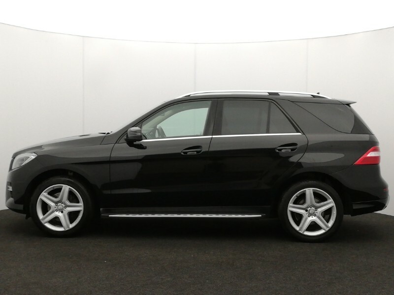 Mercedes-Benz M Class Ml250 Cdi Bluetec Amg Line Black #4