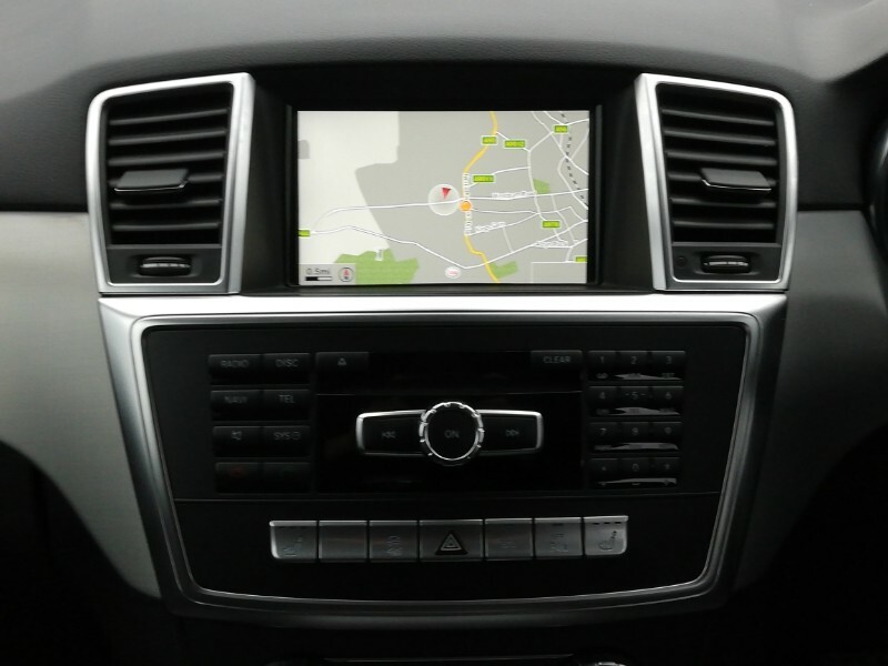 Mercedes-Benz M Class Suv Silver #10