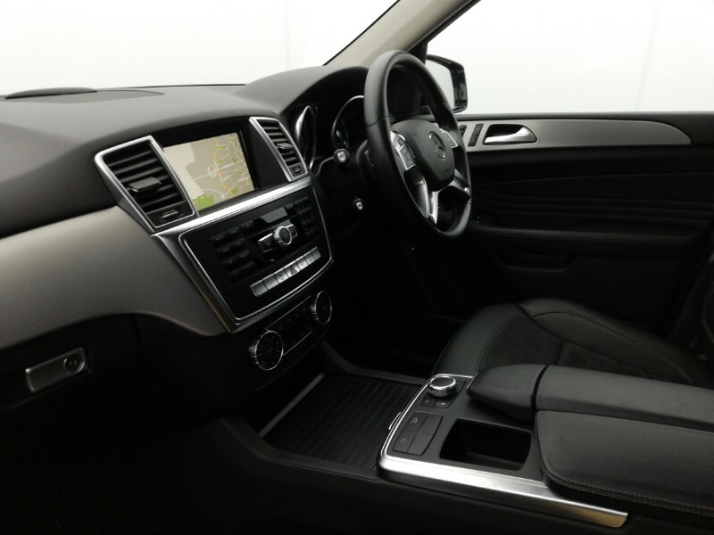 Mercedes-Benz M Class Ml250 Cdi Bluetec Amg Line Black #5