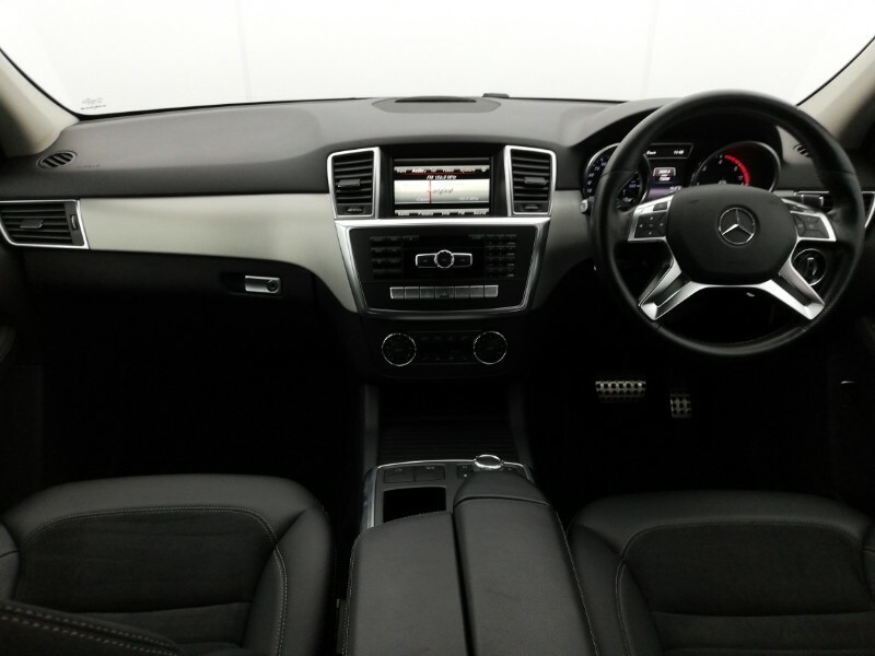 Mercedes-Benz M Class Ml250 Cdi Bluetec Amg Line Black #3