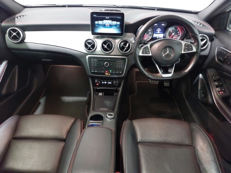Mercedes-Benz GLA Class Gla 220D 4Matic Amg Line Prem Plus SH16XVG White #3