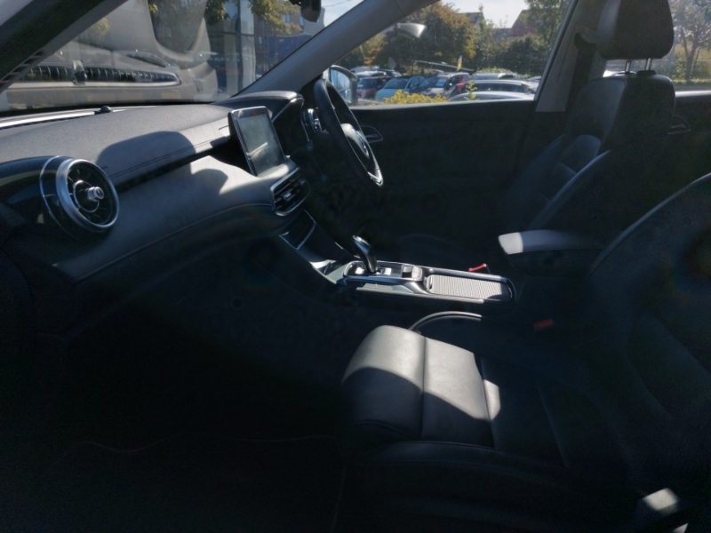 MG HS 1.5 T-gdi Phev Se White #5