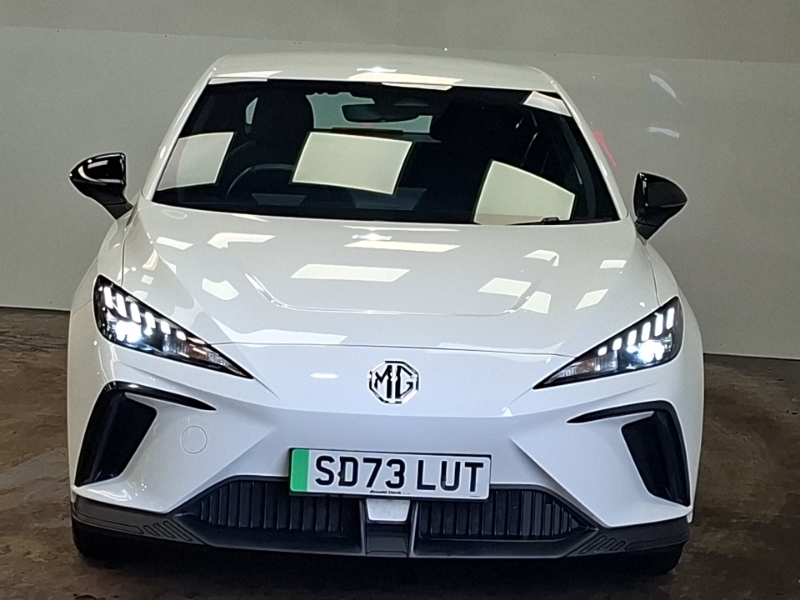 MG MG4 64Kwh Trophy Long Range White #14